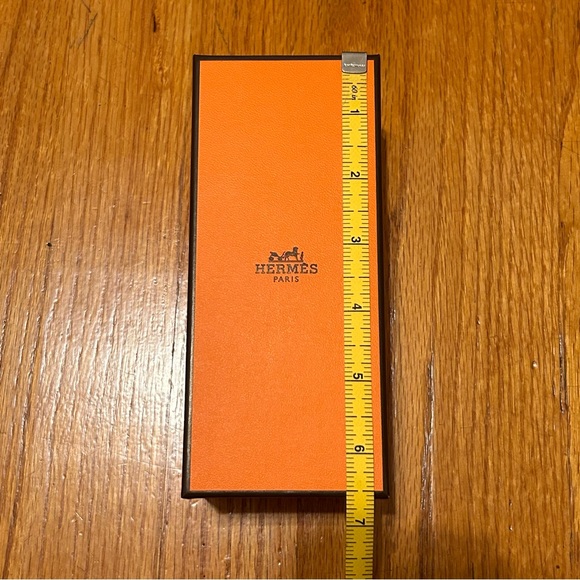 Small Hermes Gift Box - Picture 6 of 9